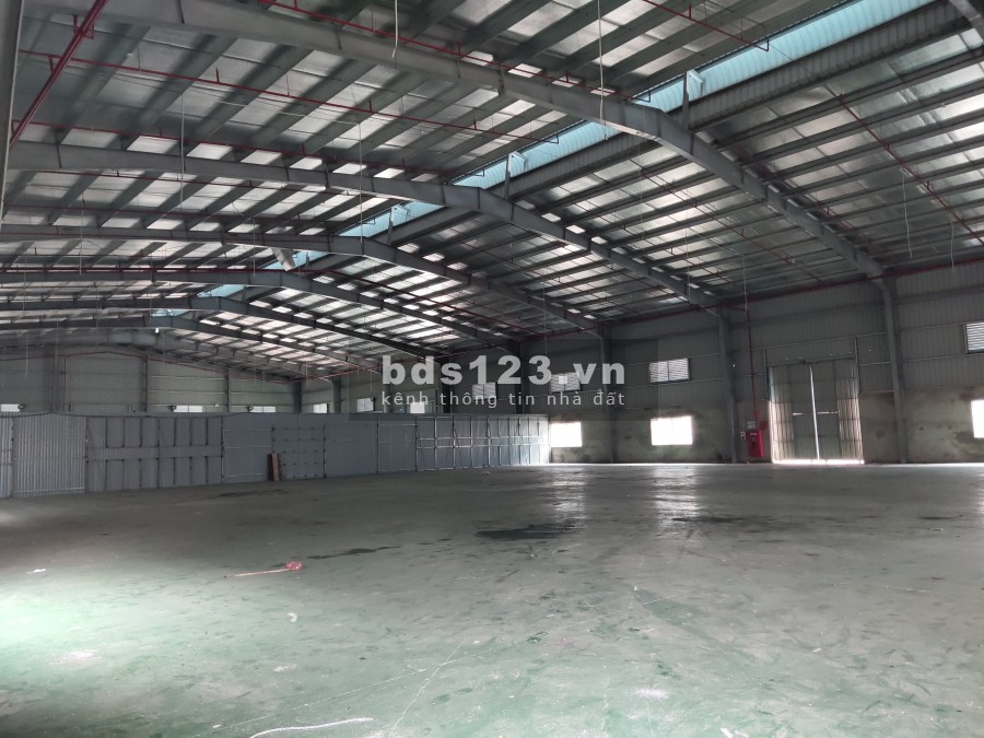 Cho thuê 1000m2 1700m2 3000m2 5000m2 kho nhà xưởng tại KCN Thach Thất, Quốc Oai, Hà Nội.