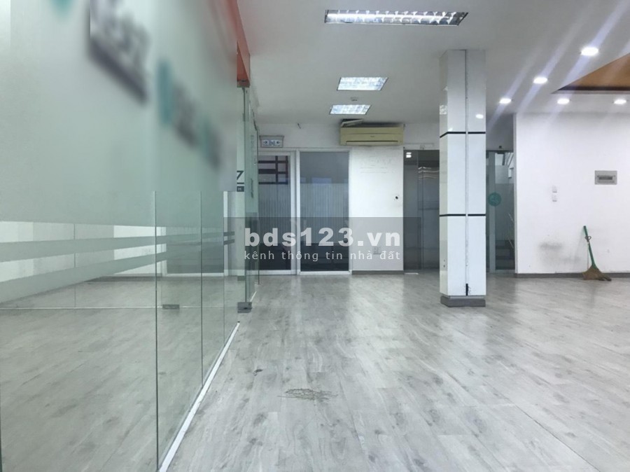Bán nhà nguyên căn vị trí đẹp căn hộ mặt tiền lớn, diện tích 80m2 có sẵn thu nhập 88TR/THÁNG