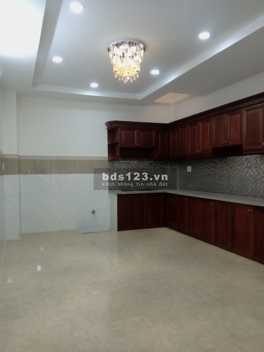 Bán nhà đường Ngô Bệ phường 13 quận Tân Bình xây mới 100% giá 8.2 tỷ