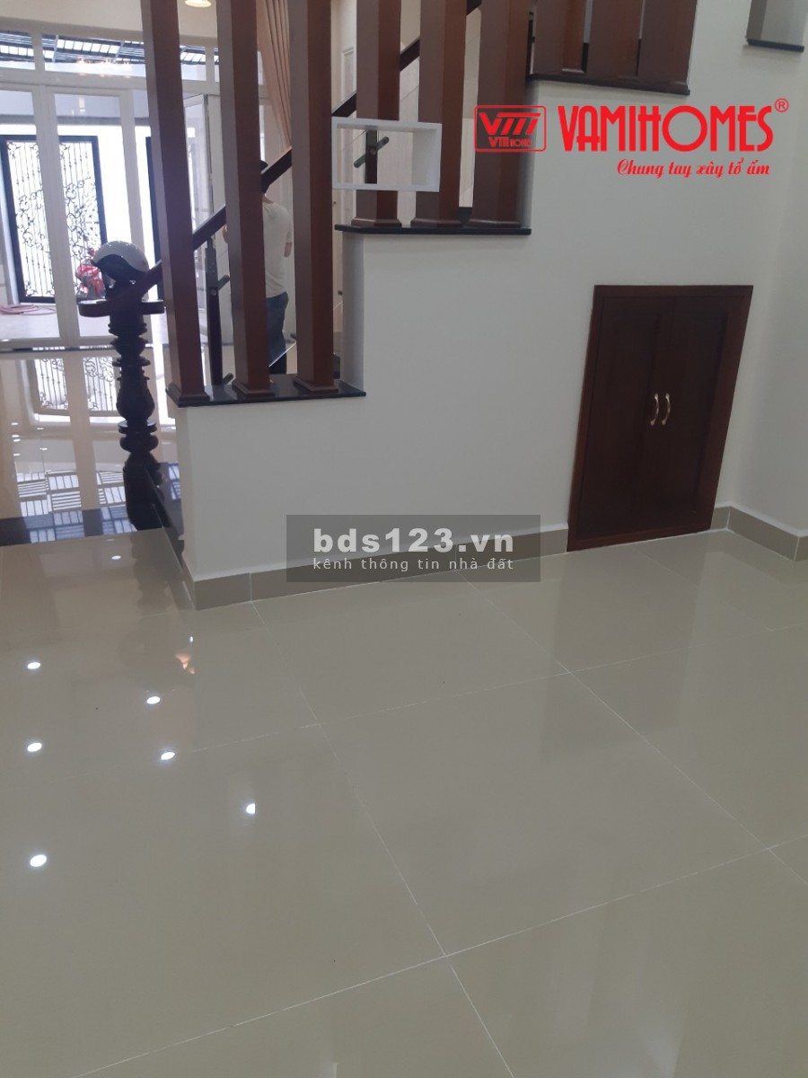 Bán nhà mới 4 tầng diện tích 90m2 mt hẻm 10m đối diện khu vạn Phúc City Thủ Đức