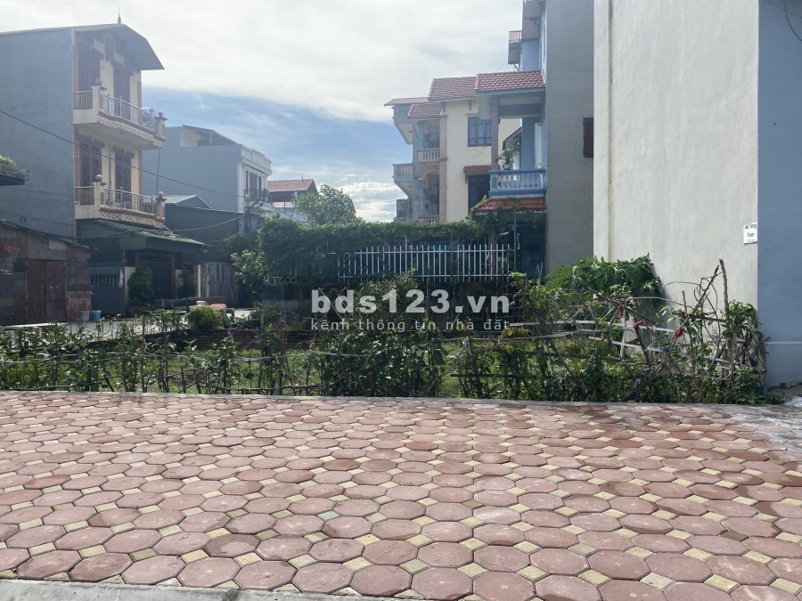 Cần bán gấp đất khu đô thị mới Sài Đồng Việt Hưng diện tích 175m, MT 8,53m, đường 12m