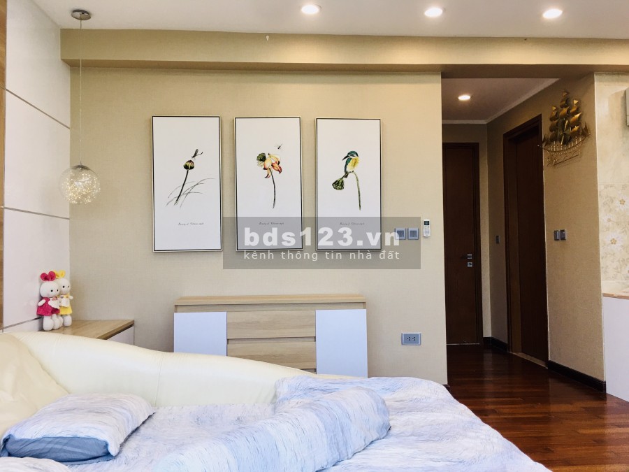 Cần bán căn hộ Chung cư cao cấp 3PN tại Khu Đô Thị Ciputra Nam Thăng Long - Giá bình dân