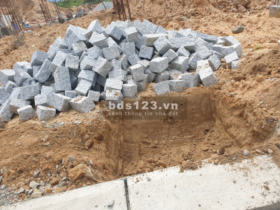 Sở hữu ngay lô đất nền tại trung tâm thành phố chỉ với 1 tỷ, sổ từng nền, khu dân trí cao