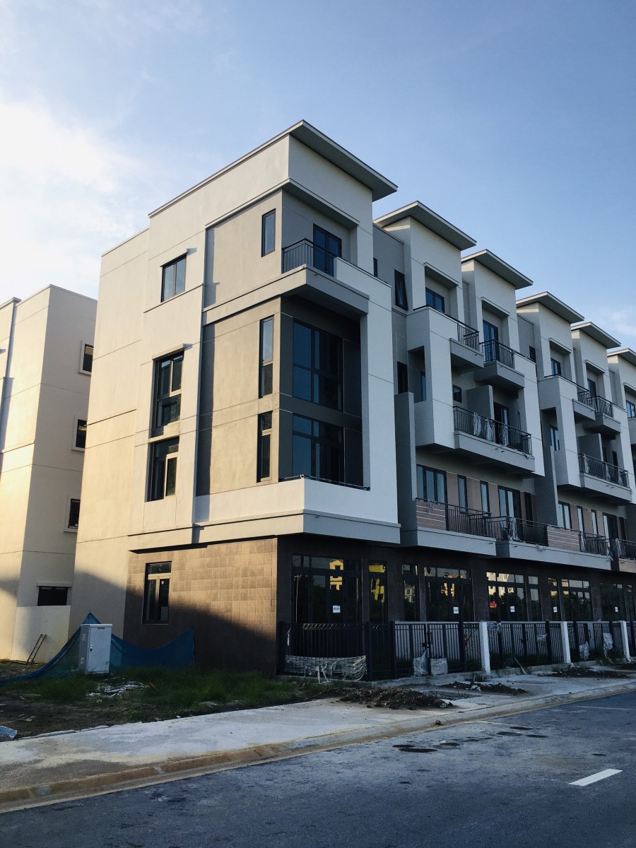 Bán Shophouse đối diện tòa chung cư Khu đô thị dịch vụ Vsip Bắc Ninh đúc 4 tầng thông thoáng