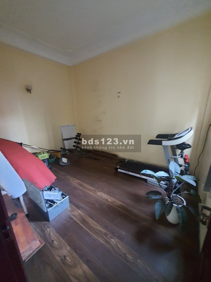 Chính chủ bán nhà nguyên căn mặt tiền Minh Khai diện tích 25m2, 4 tầng đúc, giá 1.85 tỷ