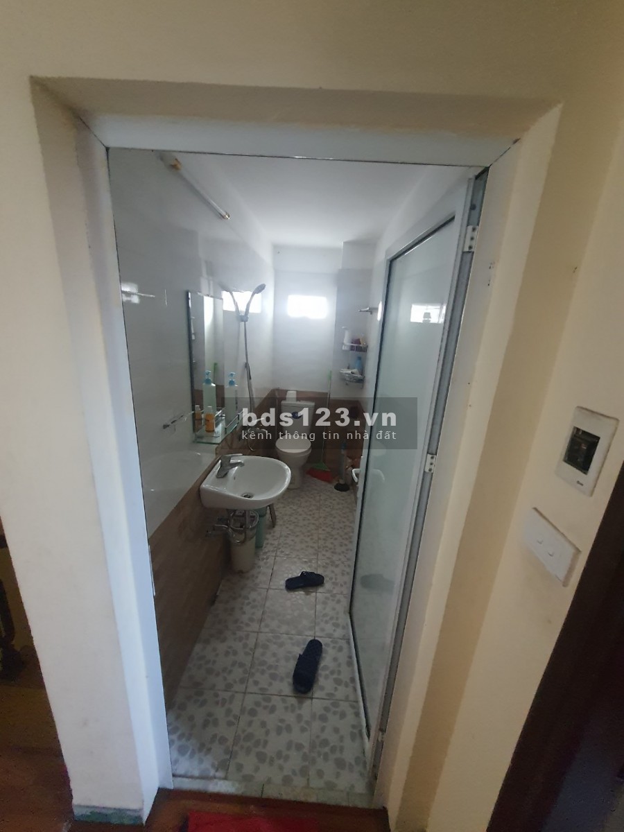 Chính chủ bán nhà nguyên căn mặt tiền Minh Khai diện tích 25m2, 4 tầng đúc, giá 1.85 tỷ