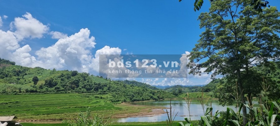 Bán đất view hồ tuyệt đẹp giá rẻ mùa dịch tại Cao Phong diện tích sử dụng 1.2 ha, bàn giao ngay