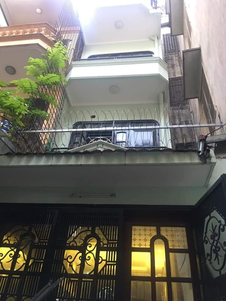 Bán Nhà Phố Hoa Bằng Cầu Giấy giá rẻ diện tích 98m2, 4 tầng giá bán 12 tỷ 0902224679