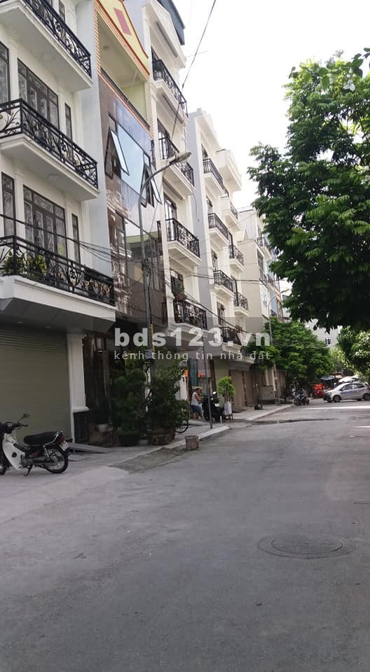 Bán Nhà Liền Kề Khu Xa La ô tô tránh kinh doanh tốt đúc 5 tầng giá bán 5.4 tỷ, lh 0828942288