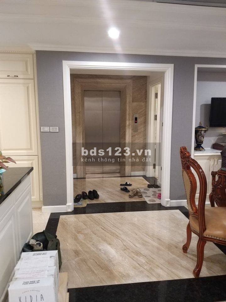 Bán gấp nhà mặt phố Văn Miếu diện tích 110m2, mt 12M, kinh doanh đỉnh, nhỉnh 40 tỷ