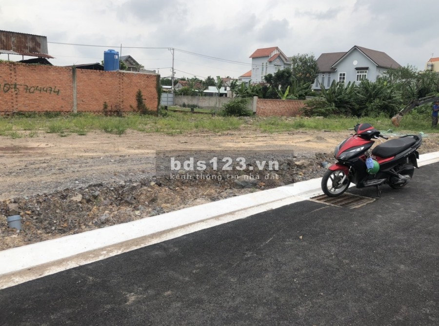 Bán gấp lô diện tích 135m2 thổ cư, gần chợ Sông Trầu Trảng Bom, sổ hồng khu dân cư An Bình