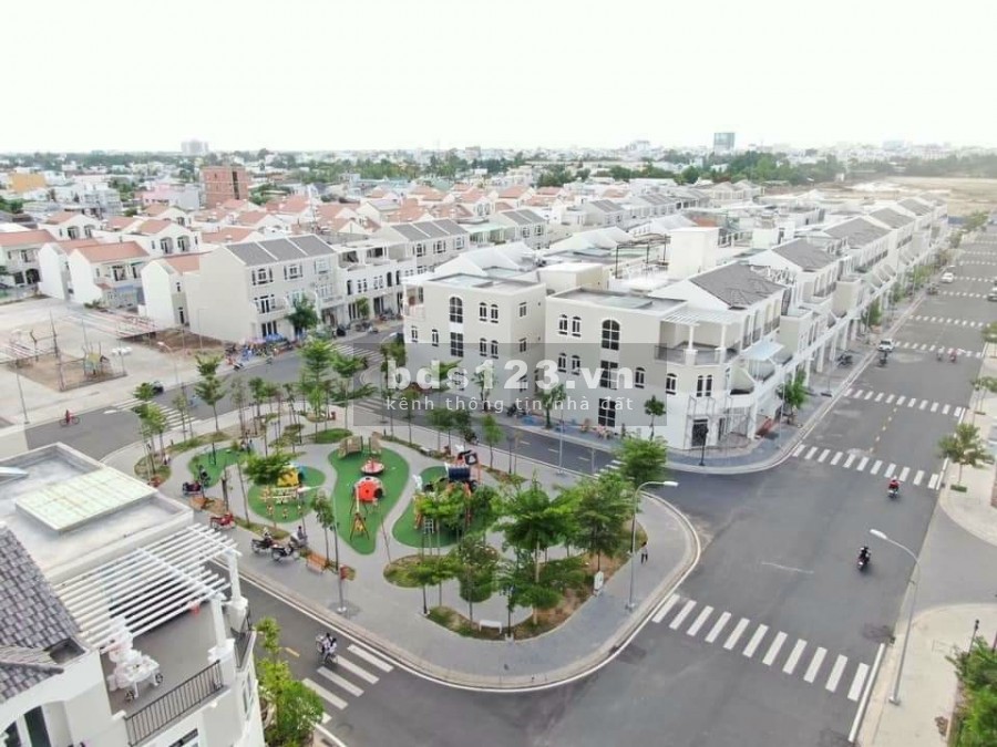 Nhà bán khu Tây Sông Hậu giai đoạn 2 liên hệ xem nhà 0963828360, pháp lí đầy đủ