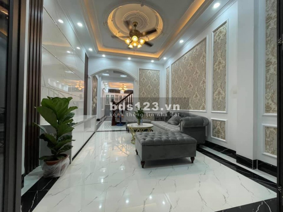 Bán nhà Nguyễn Lương Bằng ba gác đỗ cửa nội thất cao cấp diện tích 45m2 giá bán 3.8 tỷ