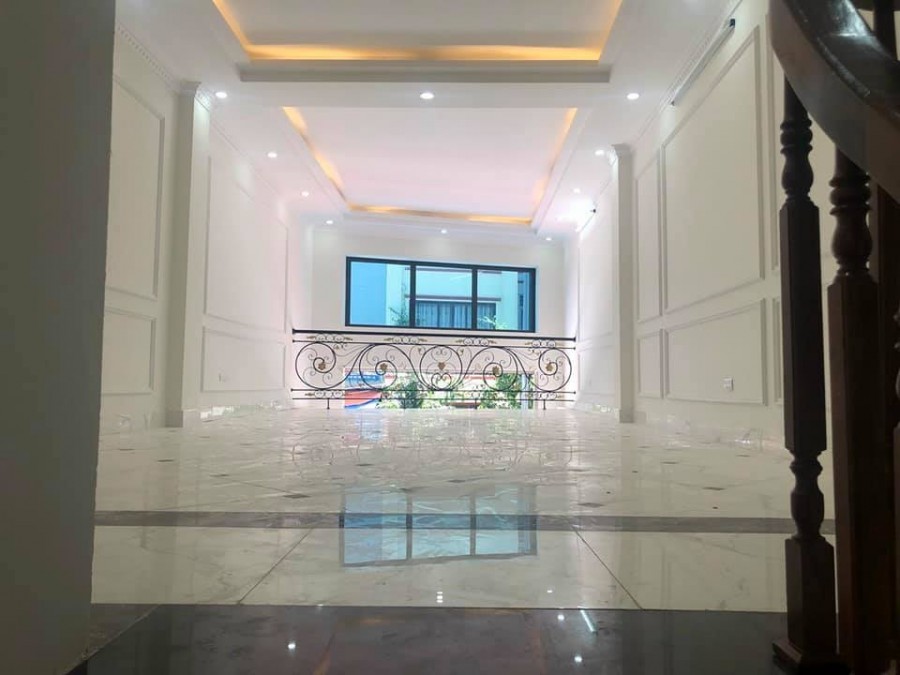 Bán nhà La Khê ô tô trong nhà 7 tầng thang máy, kinh doanh sầm uất, giá bán 7,3 tỷ