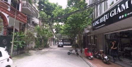 Bán gấp nhà ngõ 61 phố Hoàng Cầu diện tích 51m2, 4 tầng mt 4.1m, ô tô, kd, giá 10.9 tỷ