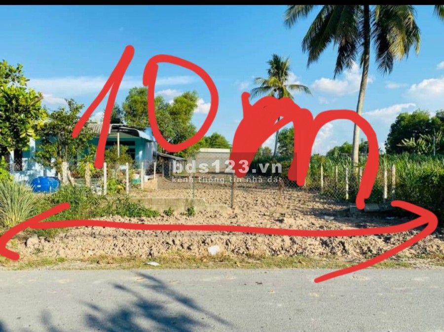 Gần UBND xã. Xe tải chạy thoải mái. Thuận tiện làm nhà vườn, xưởng