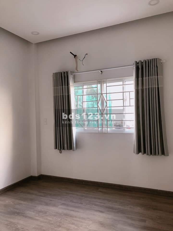 Hẻm xe hơi nhà Phan Văn Trị dt 92m2 (9.2x10) 3 tầng giá 6.4 tỷ, giá đầu tư chỉ 70 triệu/m2
