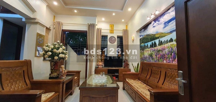Nhà siêu mới đẹp ngõ rộng thông phố Nguyễn Đức Cảnh diện tích 44m giá bán 3 tỷ