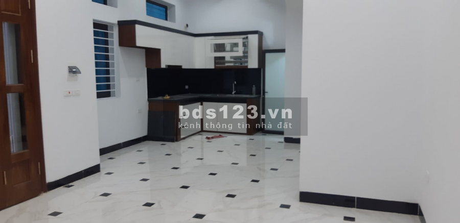Chính chủ cần tiền bán nhà tại Hà Đông phố diện tích lớn, liên hệ chính chủ 0382894971
