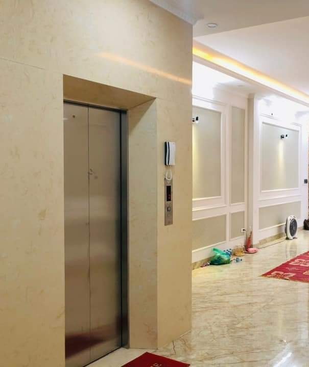 Nhà mặt phố Vip Trung Kính dt 75m2 6 tầng thang máy giá bán 24,5 tỷ kinh doanh đỉnh