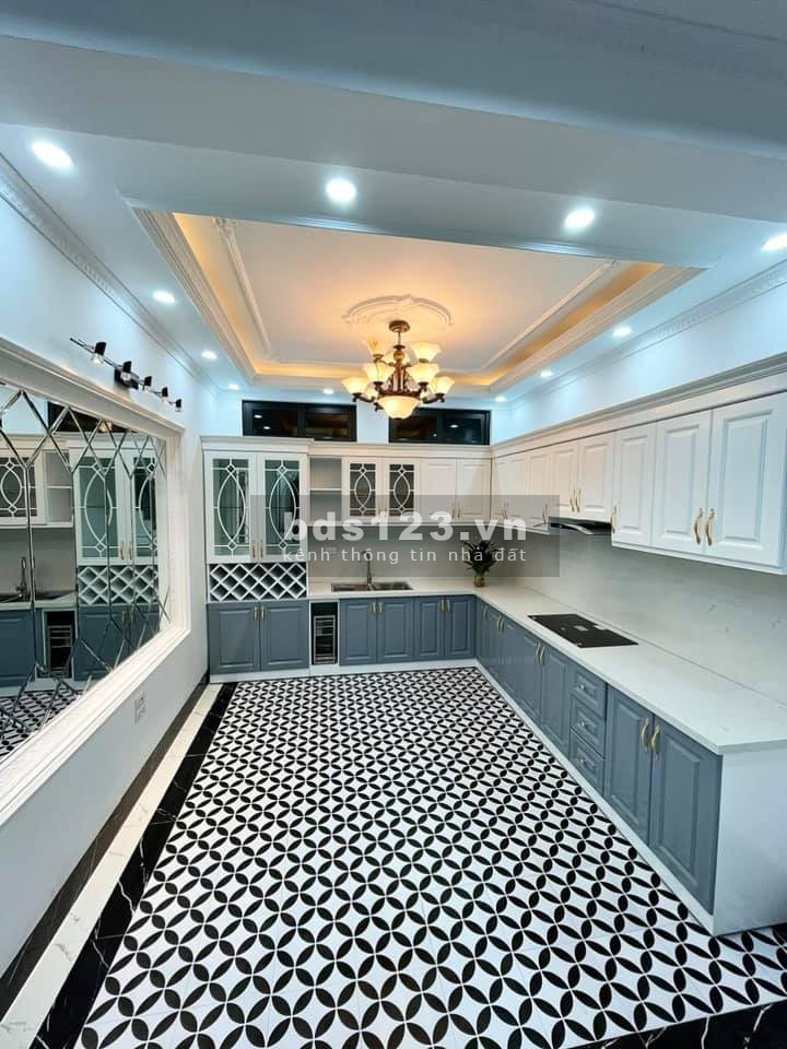 Bán nhà Nguyễn Lương Bằng ba gác đỗ cửa nội thất cao cấp diện tích 45m2 giá bán 3.8 tỷ
