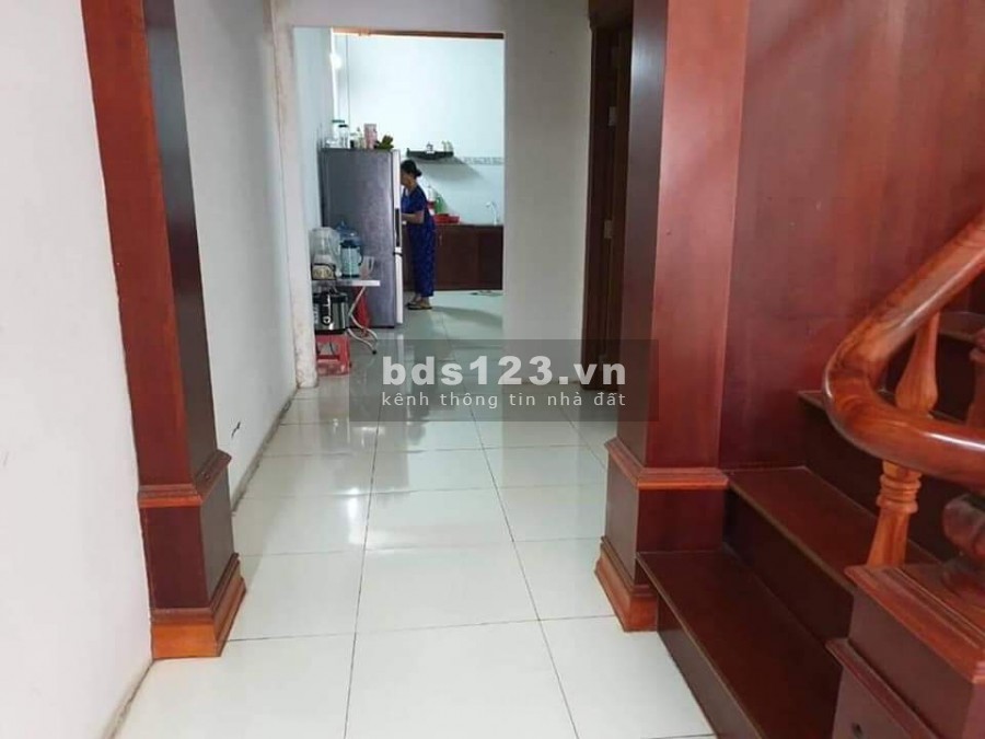 Nhà diện tích rộng 1 trệt 1 lầu đúc kiên cố, Cạnh Sacombank Tây Thạnh giá bán 4,7 tỷ
