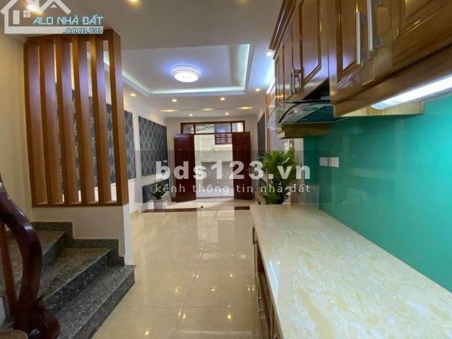 Bán nhà phố Mậu Lương, Quận Hà Đông dtsd 37m2, 4 tầng đúc kiên cố giá bán chỉ 3.2 tỷ