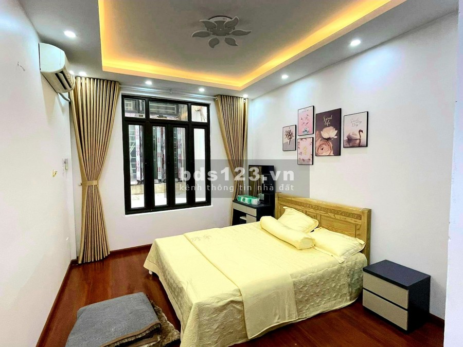 BÁN NHÀ PHỐ - Ô TÔ CÁCH 20M - NGÕ THÔNG KINH DOANH - NHÀ MỚI Ở NGAY