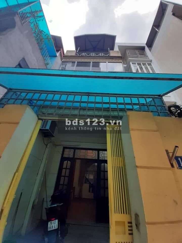 Bán nhà Từ Hiệp ngõ thoáng án sinh đỉnh dt 60m2, 3 tầng mt 5m, giá bán 2.5 tỷ, thương lượng