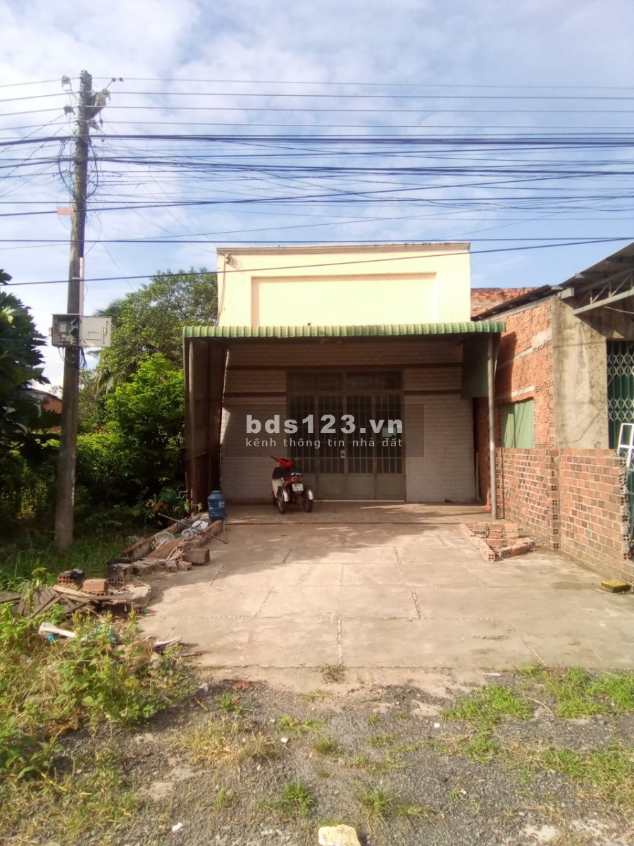 Chính chủ cho thuê nhà nguyên căn mặt tiền Quốc Lộ 1A, giá tốt tiện kinh doanh