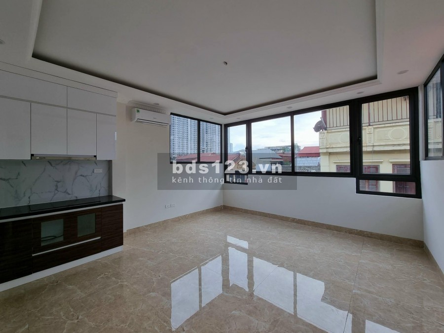 Bán nhà phố Trần Quốc Hoàn, dtsd 65m2 7 tầng, ô tô, kinh doanh, giá bán nhỉnh 15 tỷ