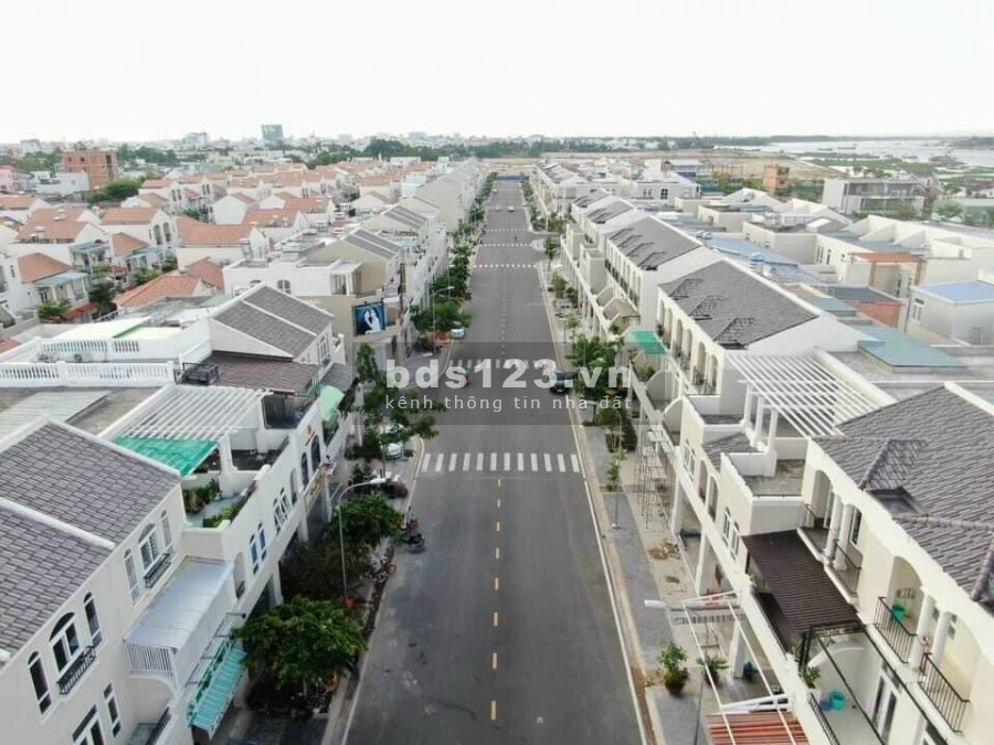 Nhà bán khu Tây Sông Hậu giai đoạn 2 liên hệ xem nhà 0963828360, pháp lí đầy đủ