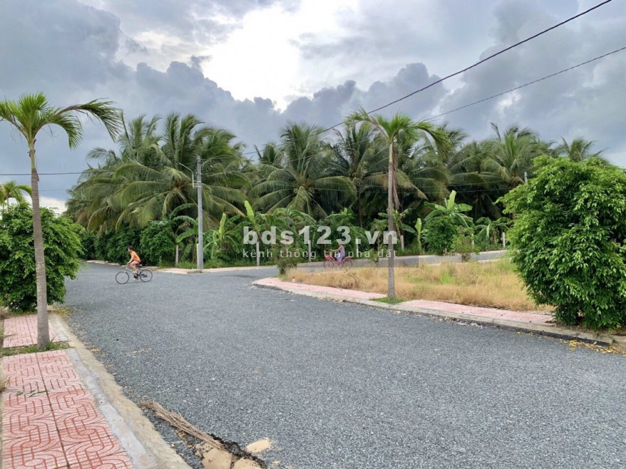 Đất nền khu công nghiệp Tân Hương giá 6 triệu/m2, liên hệ xem đất 0368449837