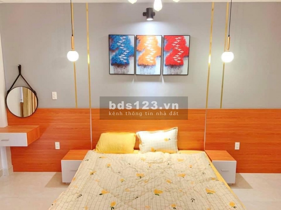 Hạ Cực sâu hơn 1.5 tỷ nhà đẹp 5 tầng BTCT sát MT Võ Văn Kiệt Quận 1