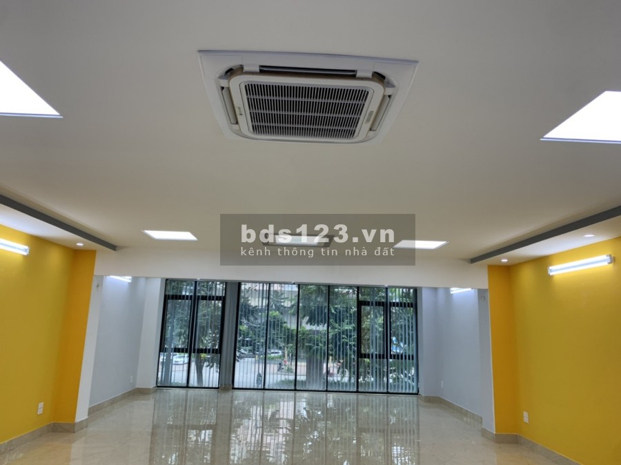 Cho thuê sàn văn phòng hot 60m2 - 80m2 - 100m2 - 150m2 tại Ngụy Như Kon Tum, 0974352961