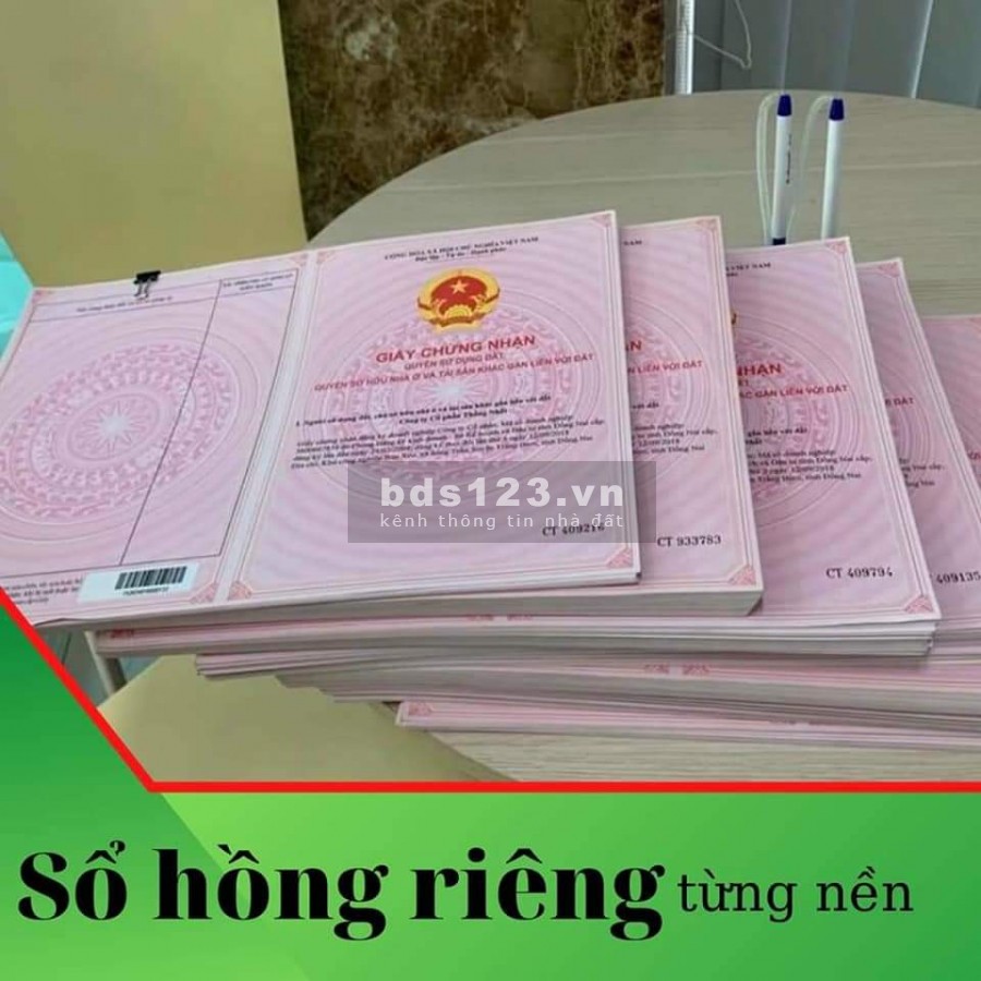 Bán gấp lô đất mt đường DT 741 sổ hồng riêng 650 triệu liện hệ 0967068799 sổ sẵn