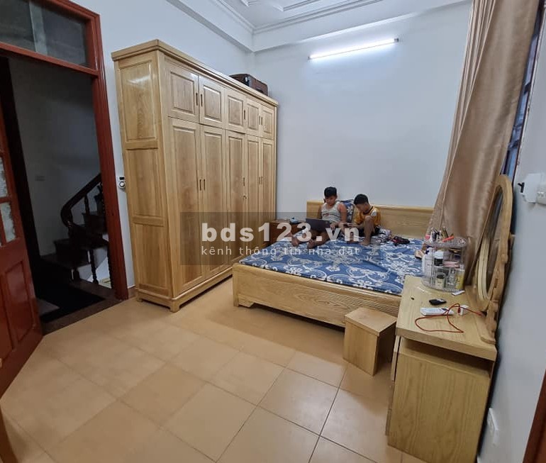 Bán nhà Nam Từ Liêm ô tô kinh doanh lô góc đường thông dt 45m2, 4 tầng, mt rộng nhỉnh 6 tỷ