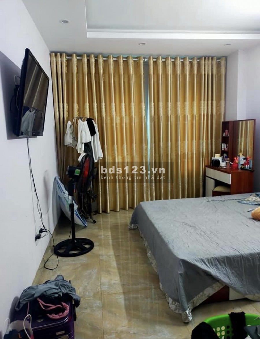 Nhà đẹp Trịnh Văn Bô ô tô đỗ vào ở luôn giá đầu 2 tỷ đúc 4 tầng, liên hệ 0962157266