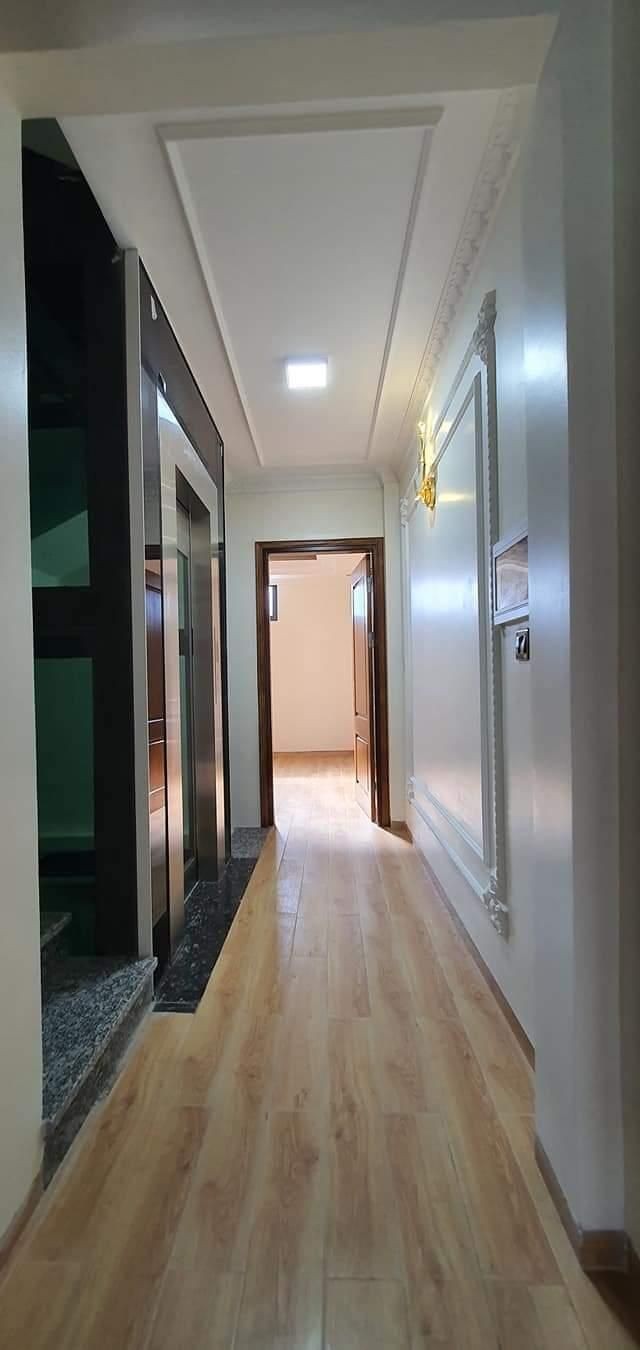 Nhà Bồ Đề Quận Long Biên, 6 tầng, thang máy, nội thất đỉnh liên hệ 0975298892