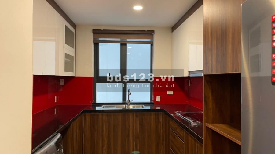 Chung cư Goldmark City bán căn 104m2 3 phòng ngủ view svđ Mỹ Đình giá 3.2 tỷ nhận nhà ngay