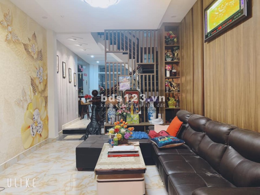 Bán nhà nguyên căn đường Quang Trúng 4 tầng, tặng toàn bộ nội thất giá bán chỉ 6 tỷ