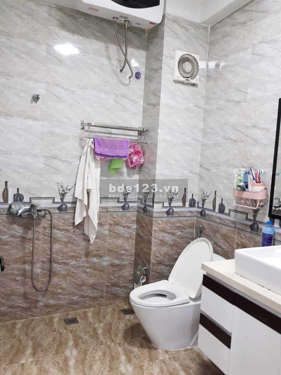 Bán nhà Dương Nội diện tích ở sướng nội thất đẹp giá bán 2.5 tỷ, liên hệ 0973 525 668