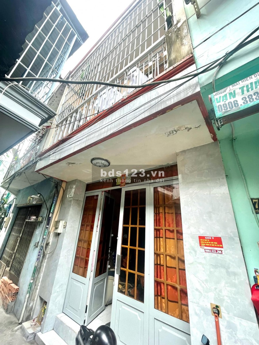 Bán nhà gấp Đông Hồ Phường 4 Quận 8, diện tích sử dụng 29m2, giá bán 2.5 tỷ đúc kiên cố