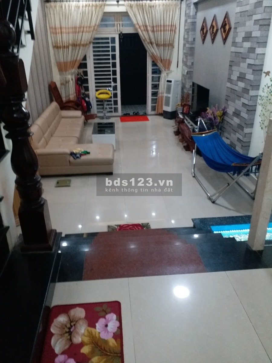 Cho thuê nhà HXT Phan Huy Ích, P14, Gò Vấp, 4.5x17m, 1 trệt, 2 lầu, ST, 17 triệu/tháng