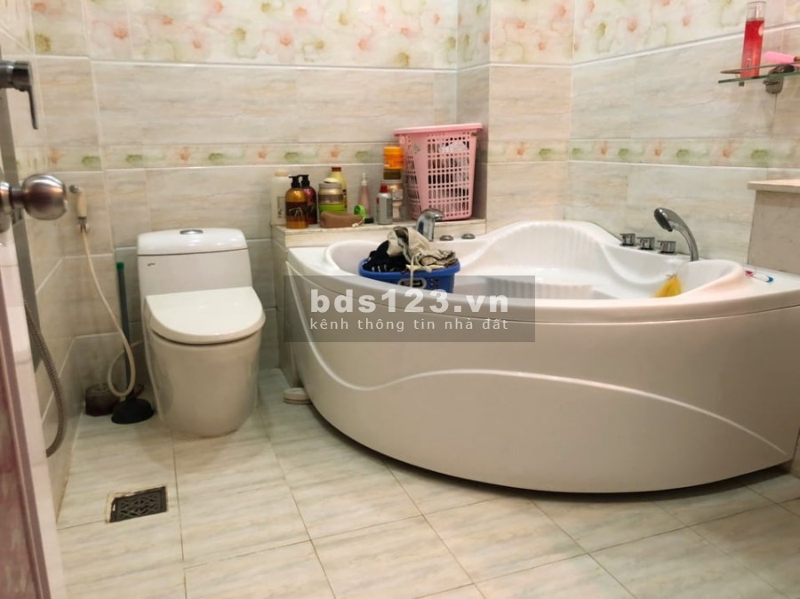 Nhà kiên cố, hiện đại 4 tầng. Ngay ngã tư Tân Sơn Nhì + Gò Dầu giá bán 9,7 tỷ
