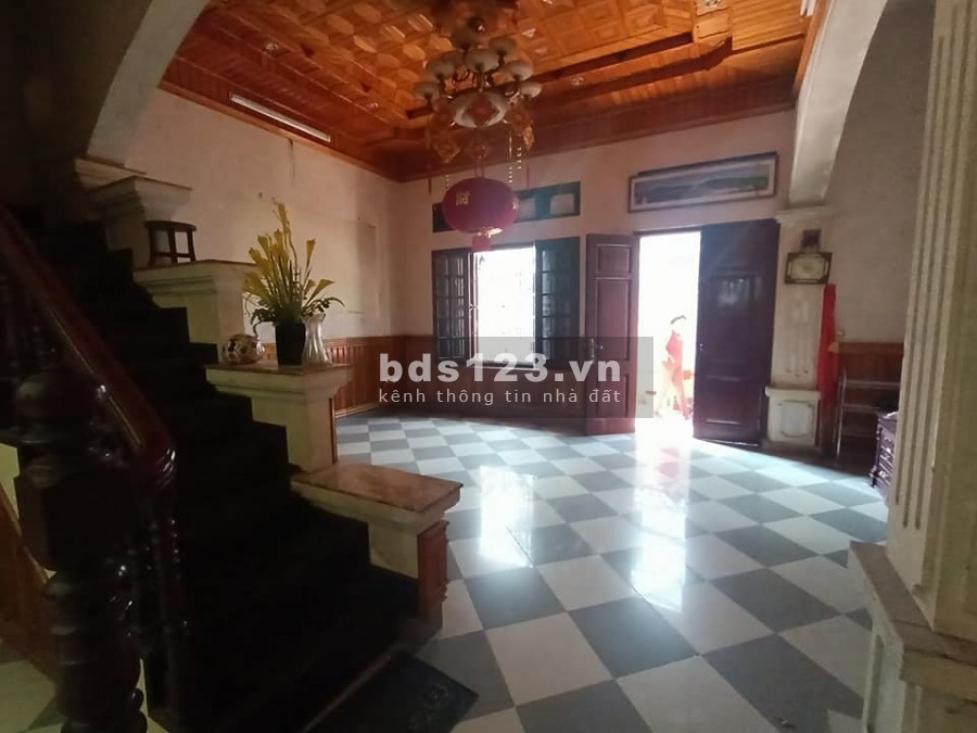 Nhà Nguyễn Văn Cừ, hai thoáng, diện tích sử dụng 80m, rộng 6m, ô tô thông, giá 7.9 tỷ