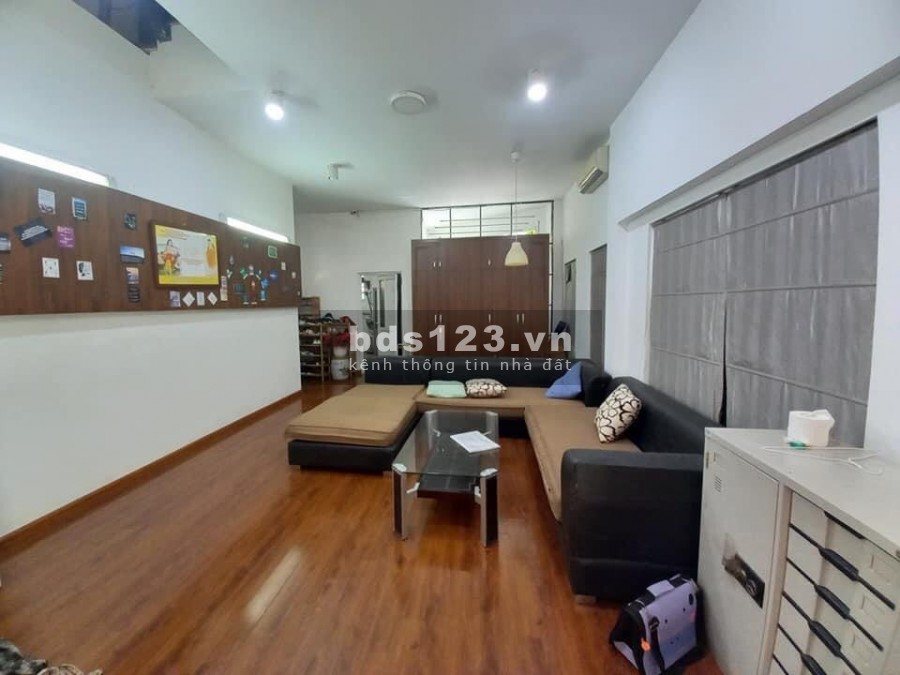 Bán nhà Siêu Hiếm Quận Đống Đa full nội Thất diện tích sử dụng 28m2 Giá nhỉnh 2 tỷ