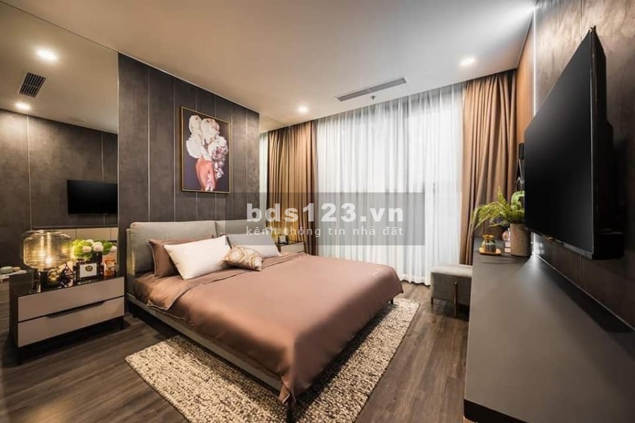 Ngã tư sở Kim Giang diện tích 54m2, 5 tầng đẹp thang máy xịn, ô tô cchir hơn 7 tỷ, lh 0976469163