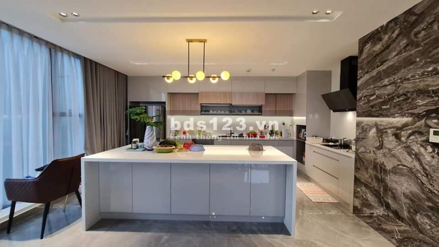 Chuyển nhượng căn Penhouse 02 tầng Sunshine City Ciputra. DT 354m. MT 10m. Giá 26.5 Tỷ.