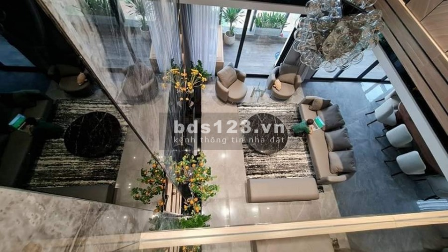 Chuyển nhượng căn Penhouse 02 tầng Sunshine City Ciputra. DT 354m. MT 10m. Giá 26.5 Tỷ.